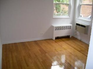 6604 N Damen Ave, Chicago, IL 60645