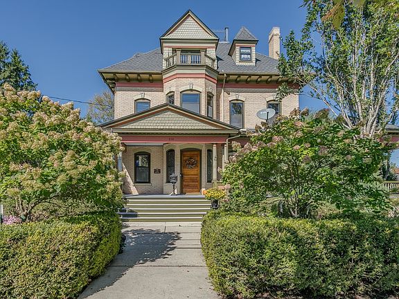 2nd image of 516 E Forest Ave