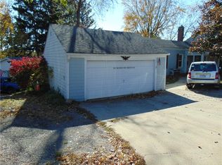 10624 Johnnycake Ridge Rd, Concord Township, OH 44077