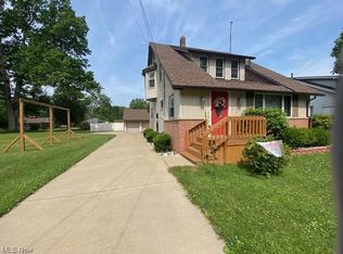 442 Elvina St, Leavittsburg, OH 44430