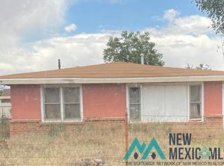 1215 S Johnson Rd, Roswell, NM 88203