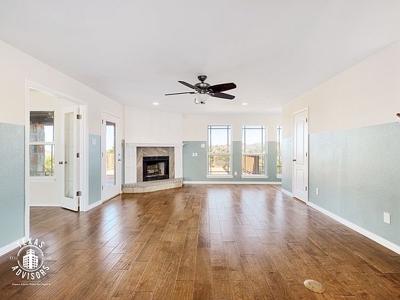 4th image of 602 Skyline Dr