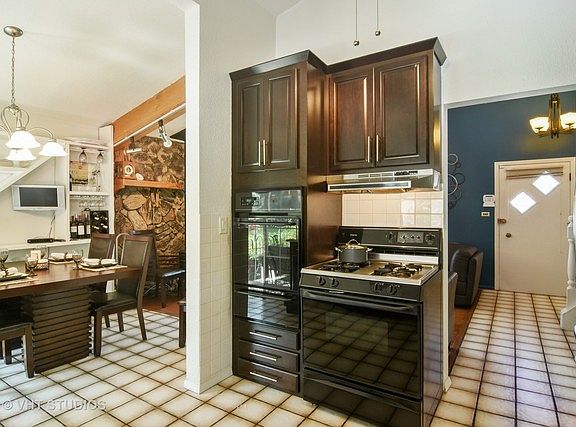 5th image of 8143 N Clifton Ave
