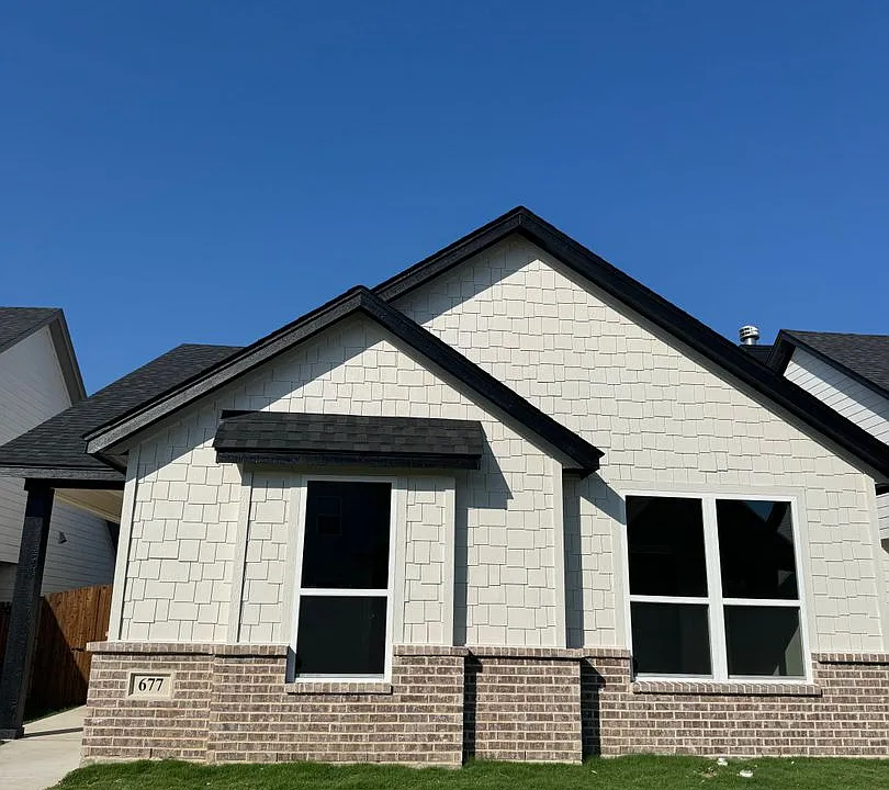 677 The Cottages Dr