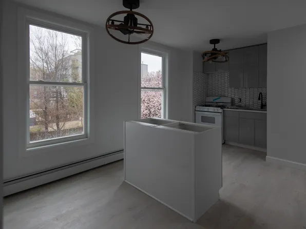 253 Monroe Street image 15 of 18