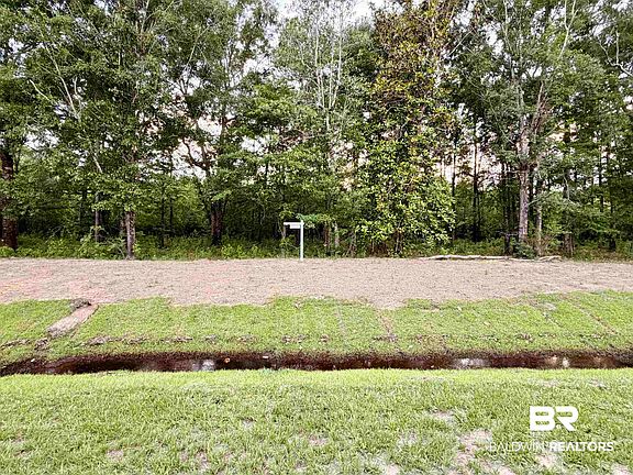 3rd image of 43043 Pine Grove Rd #8