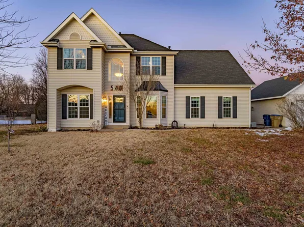 540 Plumwood Dr, Rose Hill, KS 67133