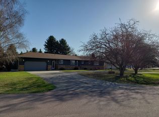 527 2nd St, Thompson, ND 58278