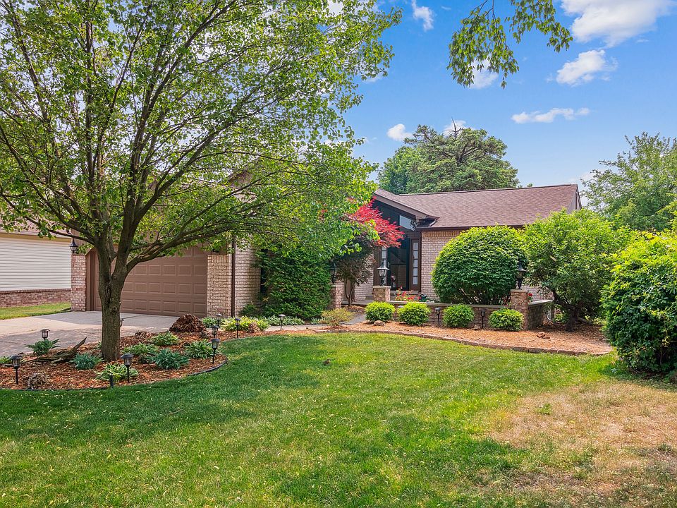 1st image of 13932 Coldwater Dr