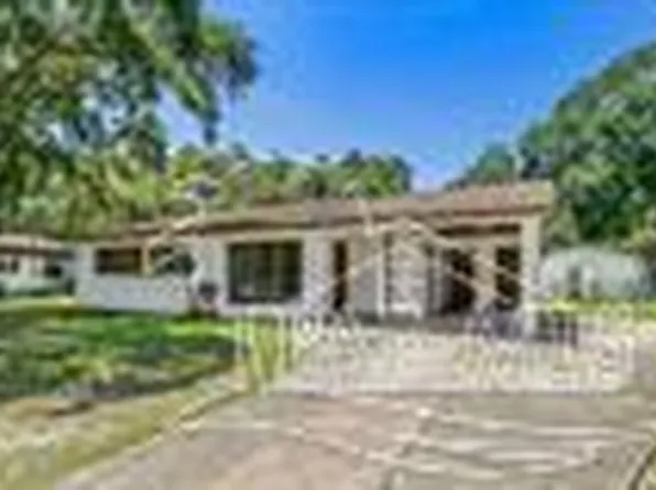 130 Merle Cir, Fort Walton Beach, FL 32547
