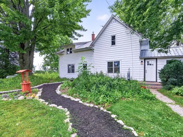 N8421 County Road D, Algoma, WI 54201