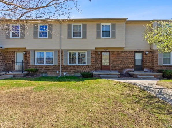 24244 Bashian Dr, Novi, MI 48375
