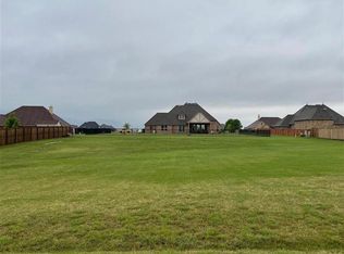 1041 NW Still Water Trl, Lawton, OK 73507