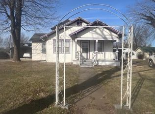 731 E State St #M, Mountain Grove, MO 65711