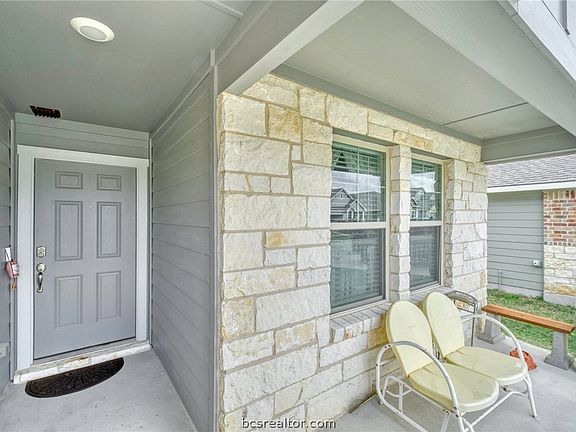 5th image of 1158 Kennesaw Dr