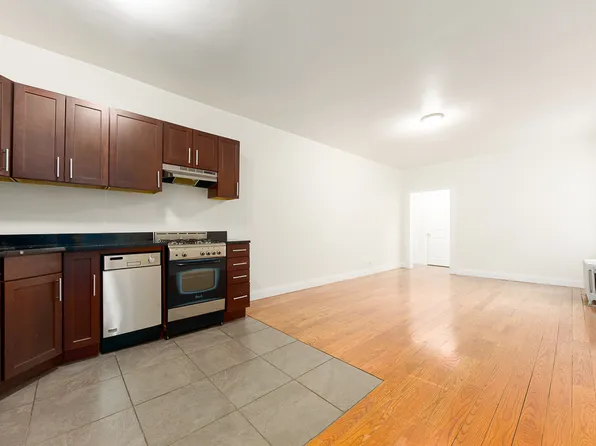 266 Washington Avenue A24 image 1 of 3