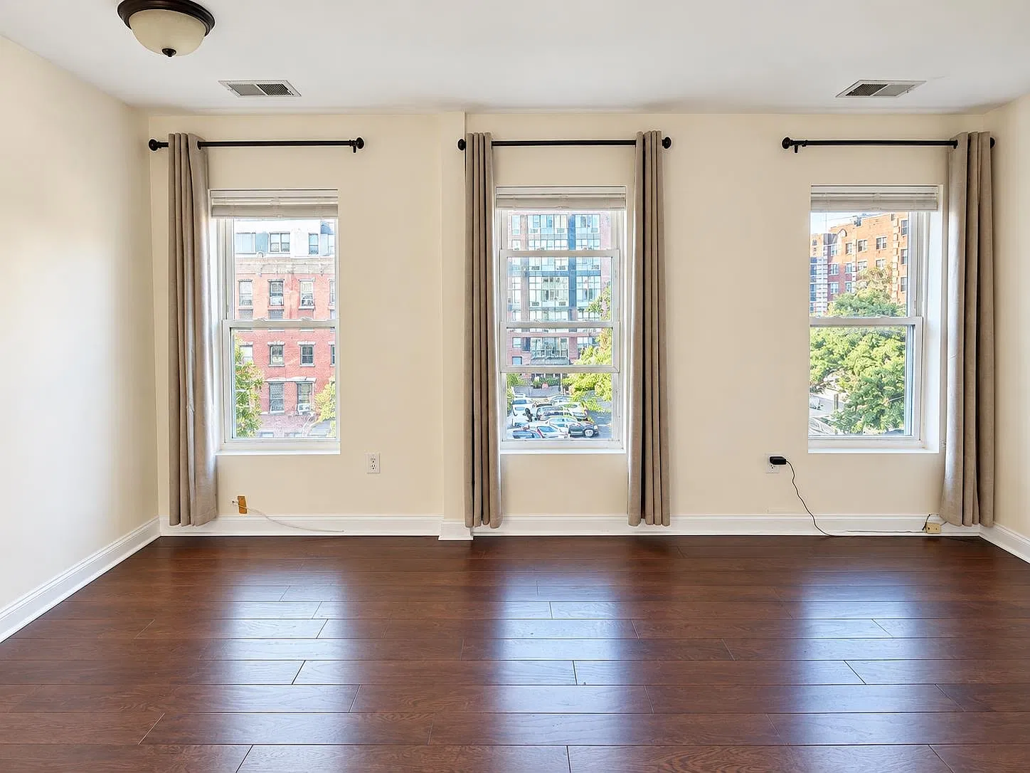 1 bed, 1.0 bath, 600 sqft, $2,895 — Photo 1