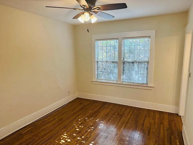 2202-2230 E Lowena Dr — Photo 11