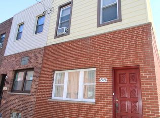 1927 S 10th St #1, Philadelphia, PA 19148