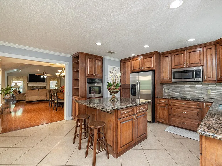8102 Tall Firs Ln — Photo 18