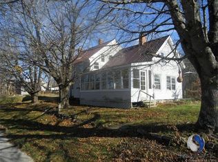 33 Scott Rd, East Lyme, CT 06333