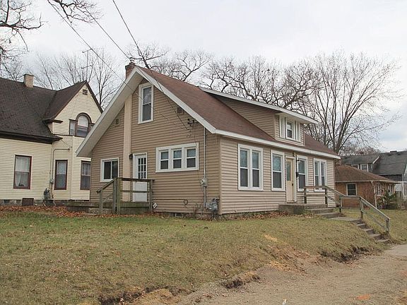 2nd image of 550 Dickinson St SE