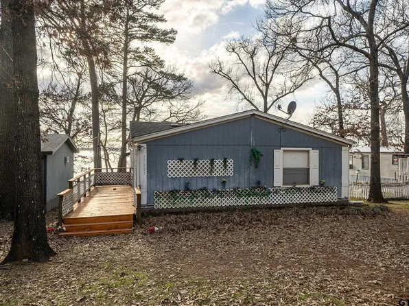 17207 Lakeside Dr, Flint, TX 75762