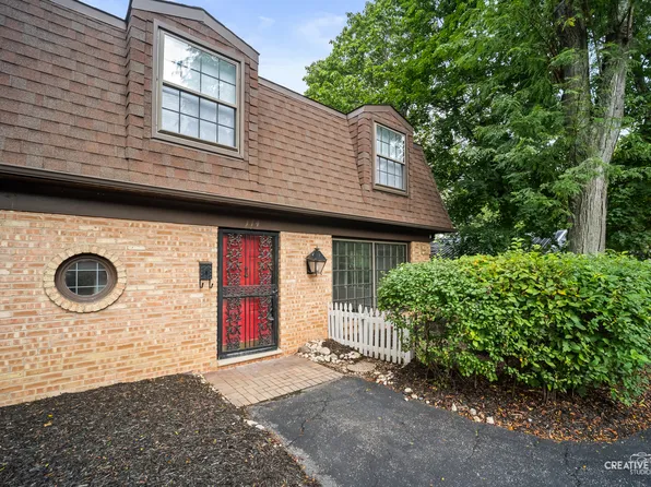 114 E Hillside Ave #114, Barrington, IL 60010