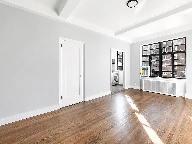 10 Sheridan Sq #10C — Photo 1