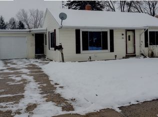 360 SW Ceresco St, Berlin, WI 54923