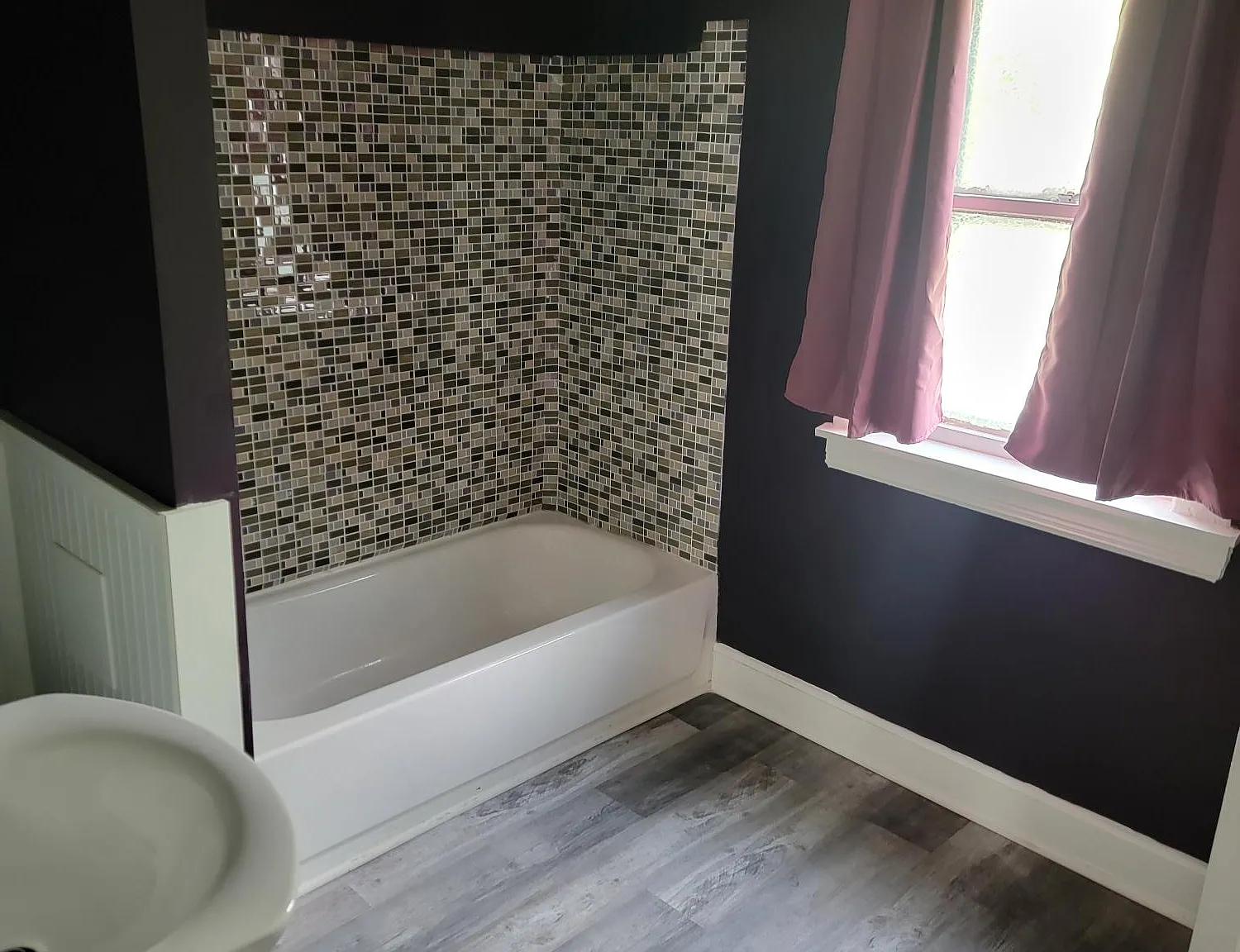 3 bed, 1200 sqft, $1,250 — Photo 4