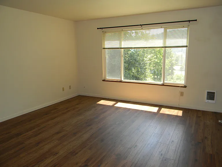 8322 N Edison St — Photo 1