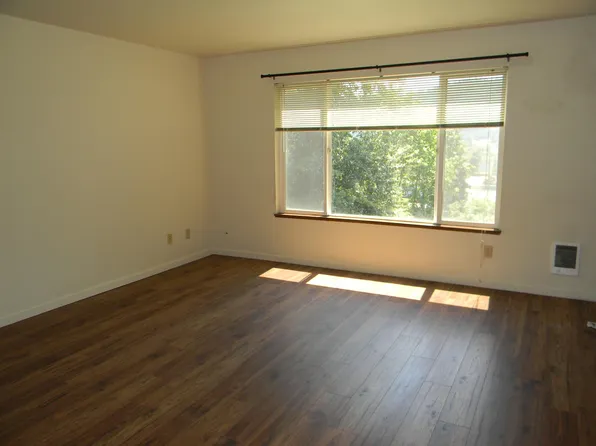 8322 N Edison St, Portland, OR 97203