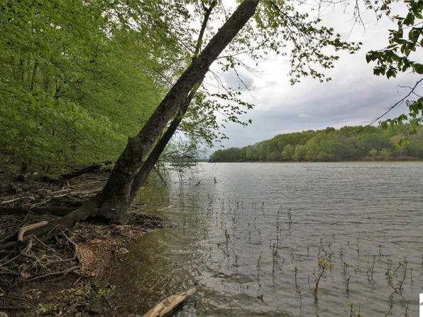 17 Trillium Way, Cadiz, KY 42211