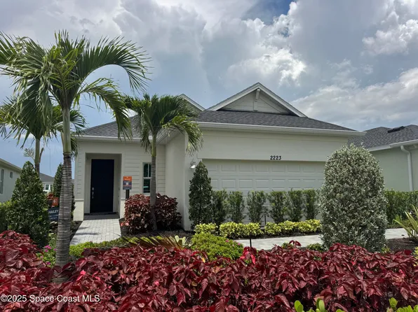 2223 Antarus Dr NW, Palm Bay, FL 32907