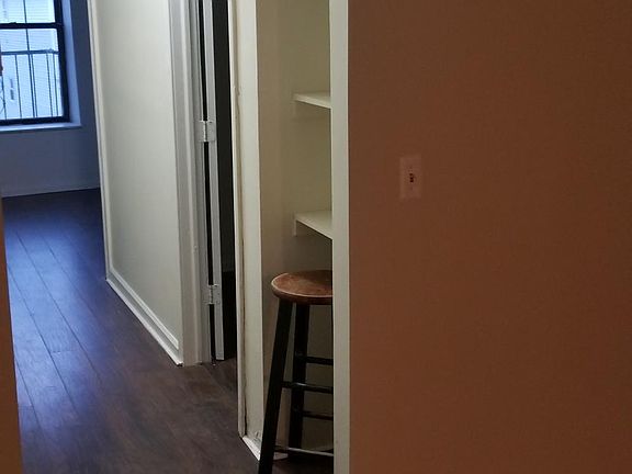 4th image of 520 Ocean Ave
