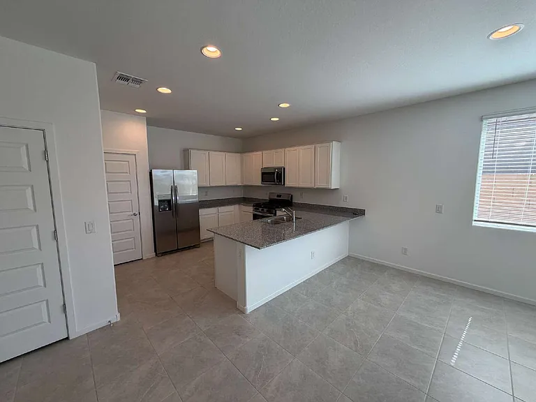 11023 W Atlantis Way — Photo 6