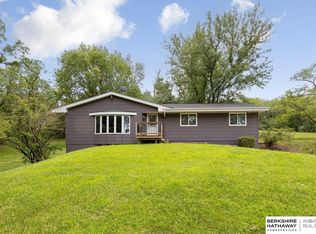 10981 Bridgeview Dr, Blair, NE 68008