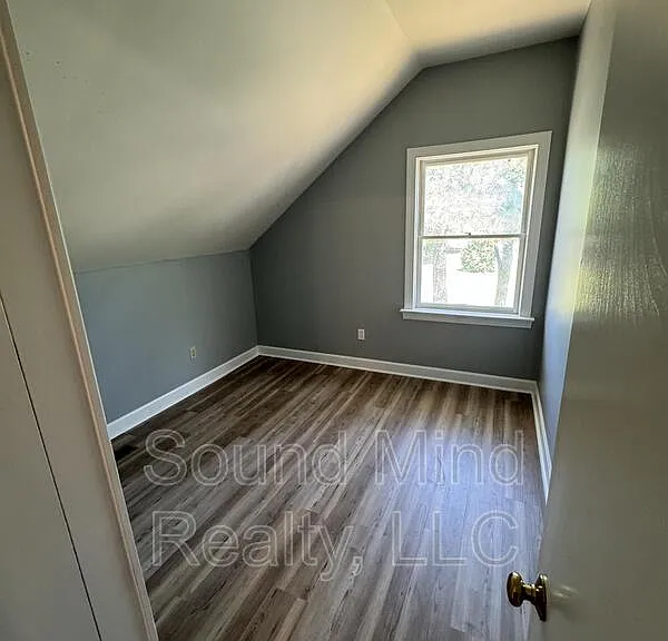 236 N Orange St #A — Photo 3