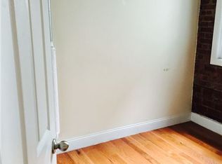 3073 41st St, Astoria, NY 11103
