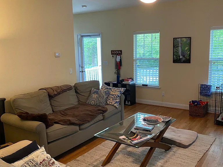 4330 Jean Ave — Photo 4