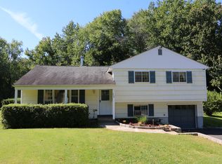 3737 Oriole Ct, Shrub Oak, NY 10588