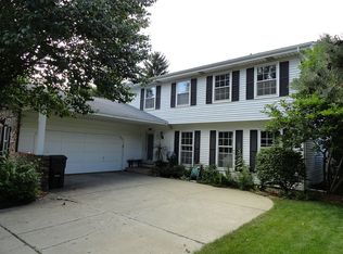 1225 Edward Rd, Naperville, IL 60540