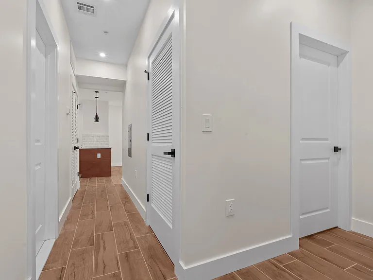 50 Bock Ave #1 — Photo 16