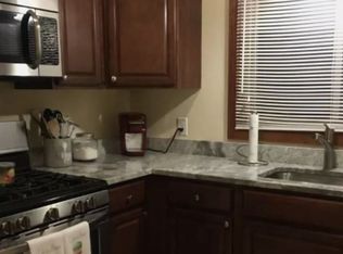 28 Clifton St, Revere, MA 02151