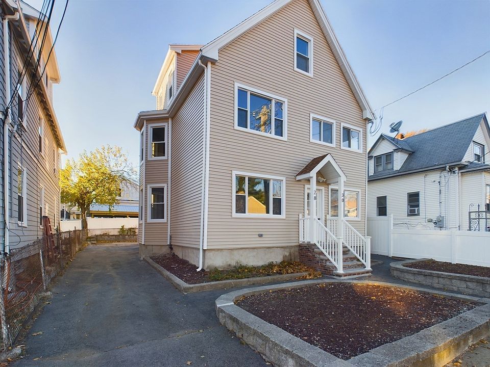 1st image of 30 Furness St #2