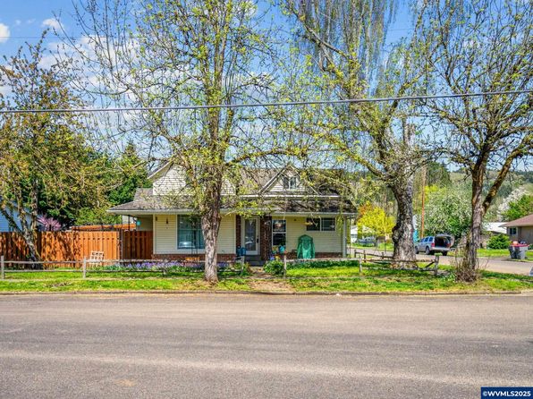 247 NE Yamhill St, Sheridan, OR 97378
