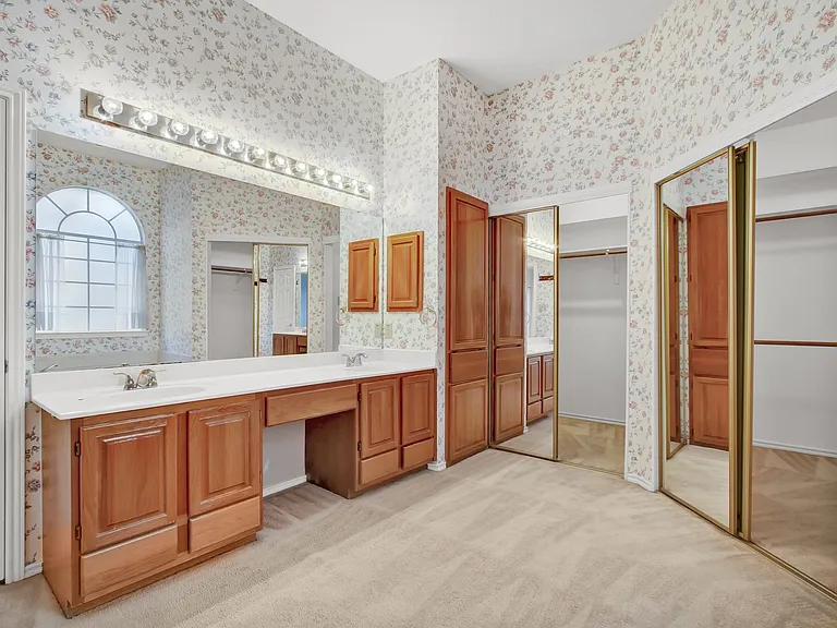 1814 Caversham Pass Ln — Photo 17