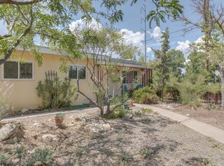 1839 Aliso Dr NE, Albuquerque, NM 87110