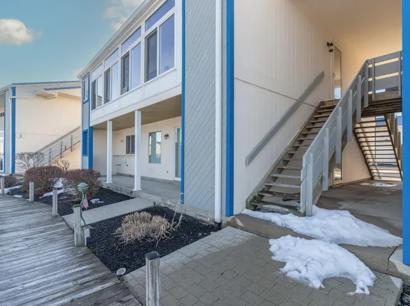 241 Chase Ave #C2l, Russells Pt, OH 43348